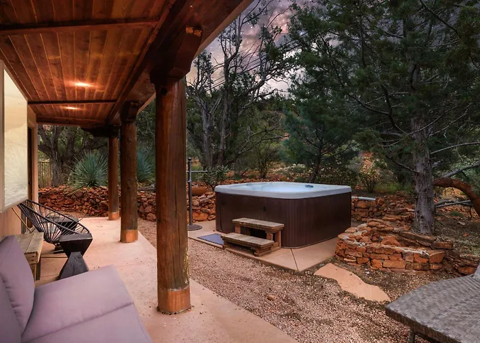 Prime Location In Chapel - Heated Pool & | Red Rock Views | Hot Tub