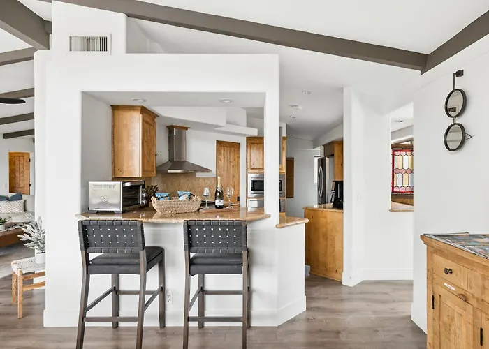 Prime Location In Chapel - Heated Pool & | Red Rock Views | Hot Tub Sedona