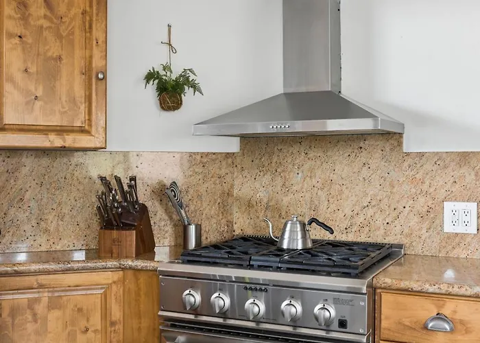 Prime Location In Chapel - Heated Pool & | Red Rock Views | Hot Tub Sedona