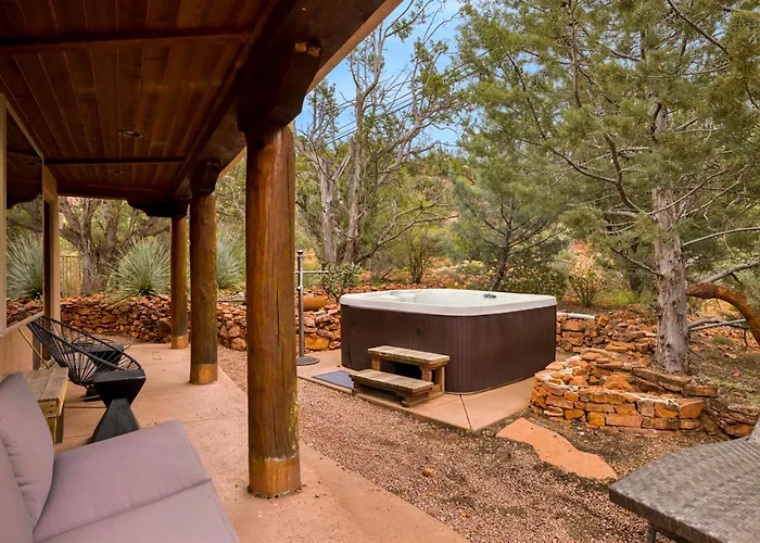Dom wakacyjny Prime Location In Chapel - Heated Pool & | Red Rock Views | Hot Tub Sedona