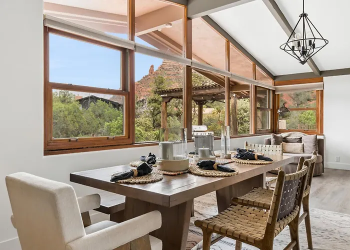 Dom wakacyjny Prime Location In Chapel - Heated Pool & | Red Rock Views | Hot Tub