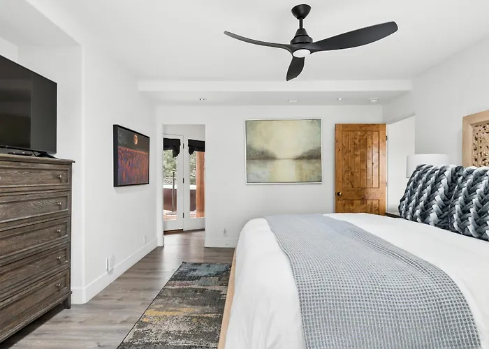 Dom wakacyjny Prime Location In Chapel - Heated Pool & | Red Rock Views | Hot Tub