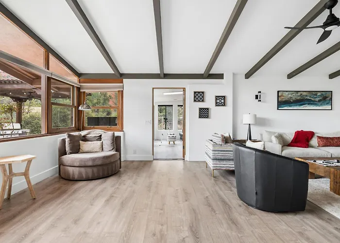 Prime Location In Chapel - Heated Pool & | Red Rock Views | Hot Tub Dom wakacyjny