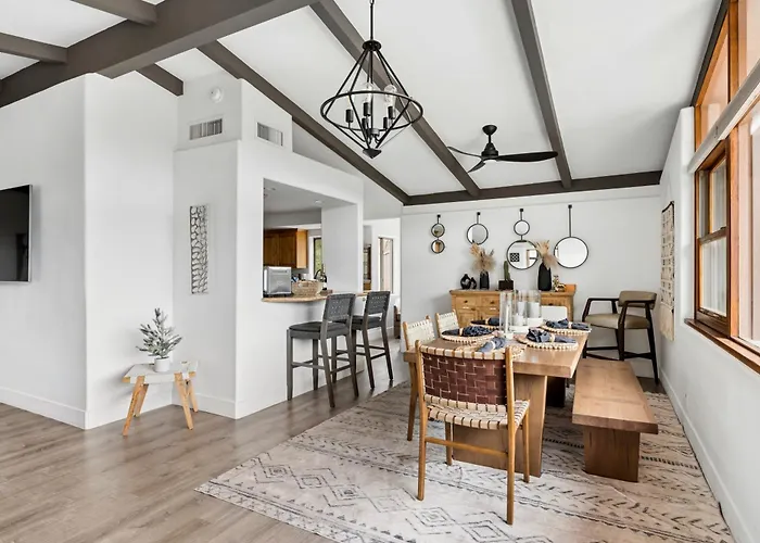 Dom wakacyjny Prime Location In Chapel - Heated Pool & | Red Rock Views | Hot Tub