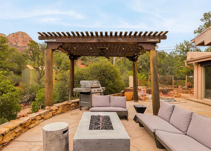 Dom wakacyjny Prime Location In Chapel - Heated Pool & | Red Rock Views | Hot Tub