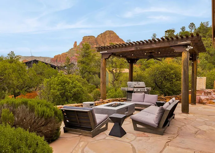 Dom wakacyjny Prime Location In Chapel - Heated Pool & | Red Rock Views | Hot Tub
